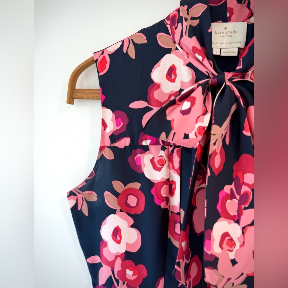 Kate Spade New York Shadow Bud Black and Pink Silk Print Pleated Floral Dress - Picture 9 of 16